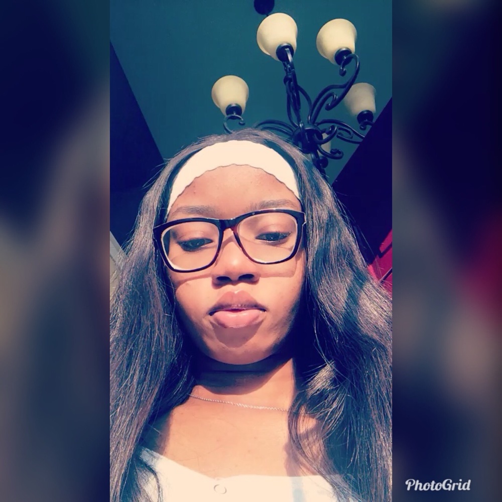 Meet your Posher, Toluwa